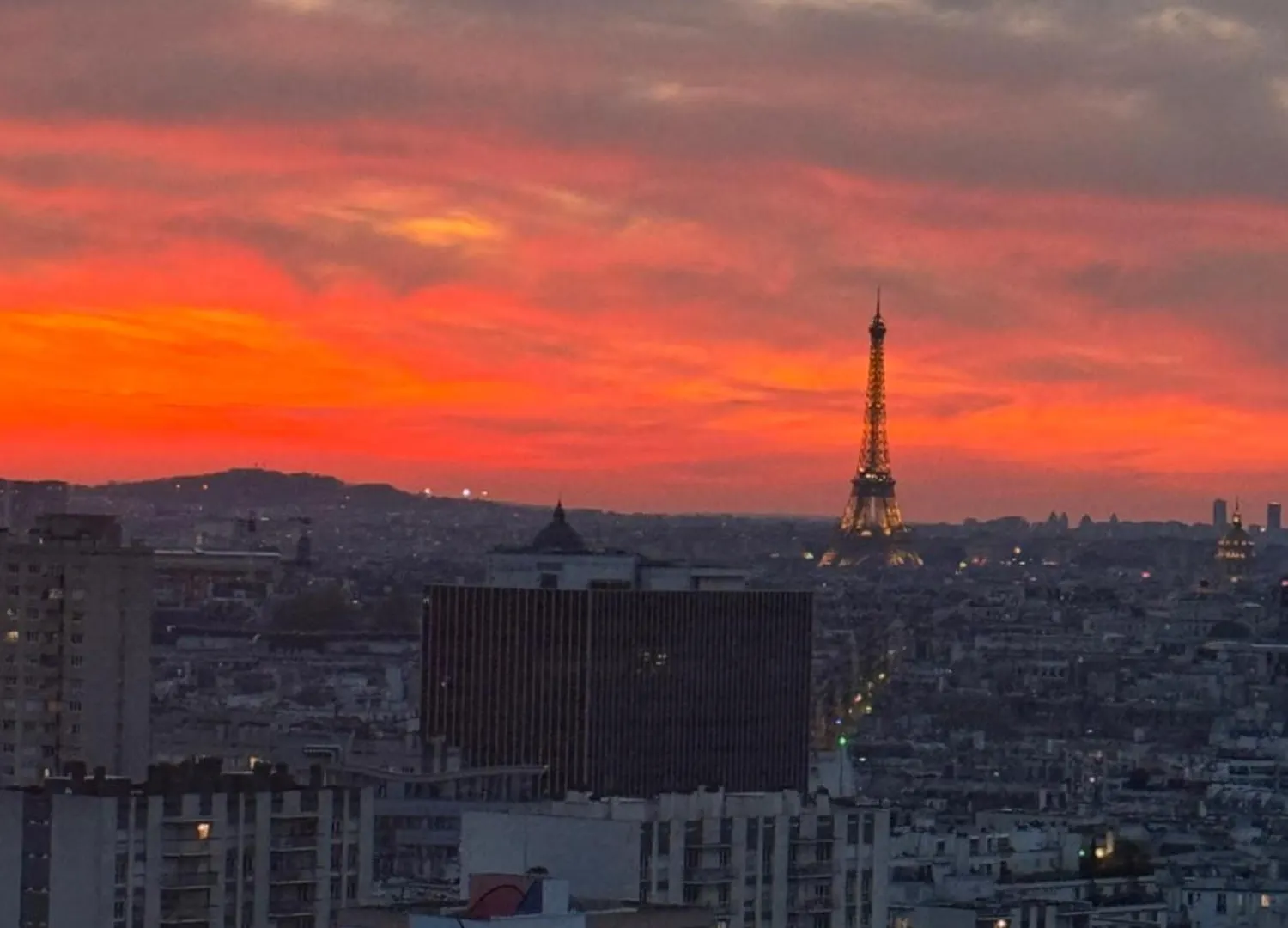 Eiffel Tower View Terrace Apt 巴黎